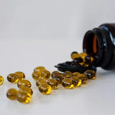 Cannadoca капсули с масло от конопено семе 500 mg, 90 бр. – капсули от опаковката